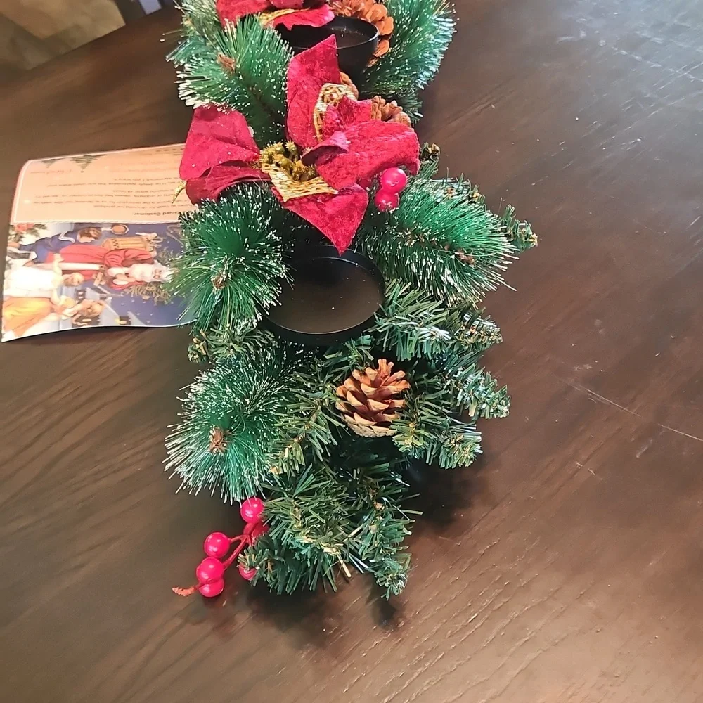 🎄Brightown Festive Holiday Centerpiece with Red Poinsettias